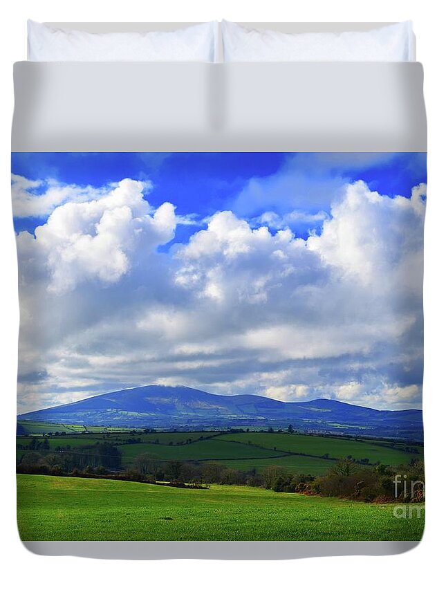 Scenery Duvet Cover featuring the photograph Slieve na Mban by Joe Cashin