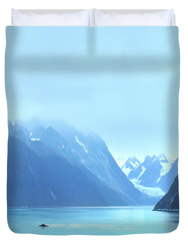Humpback At Glacier Bay Duvet Cover featuring the photograph Sojourn by John Poon