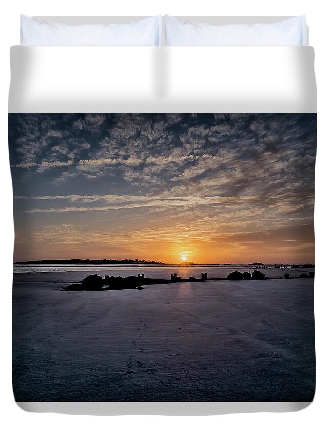 South Carolina Sunset Duvet Cover featuring the photograph South Caroline Sunset by Tom Singleton
