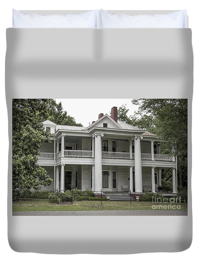 Alabama Duvet Cover featuring the photograph Southern Charmer by Ken Johnson