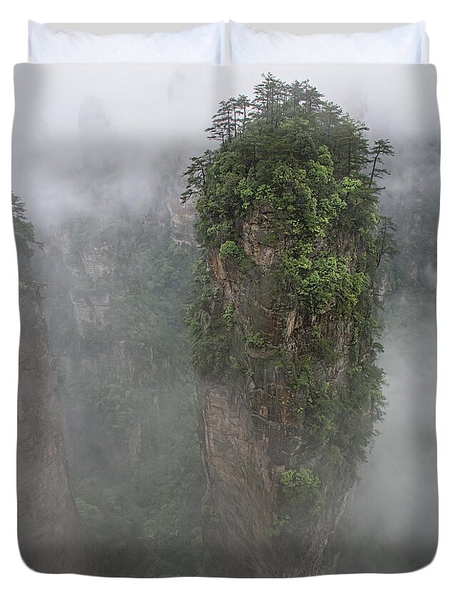China Duvet Cover featuring the photograph Spire by Wade Aiken