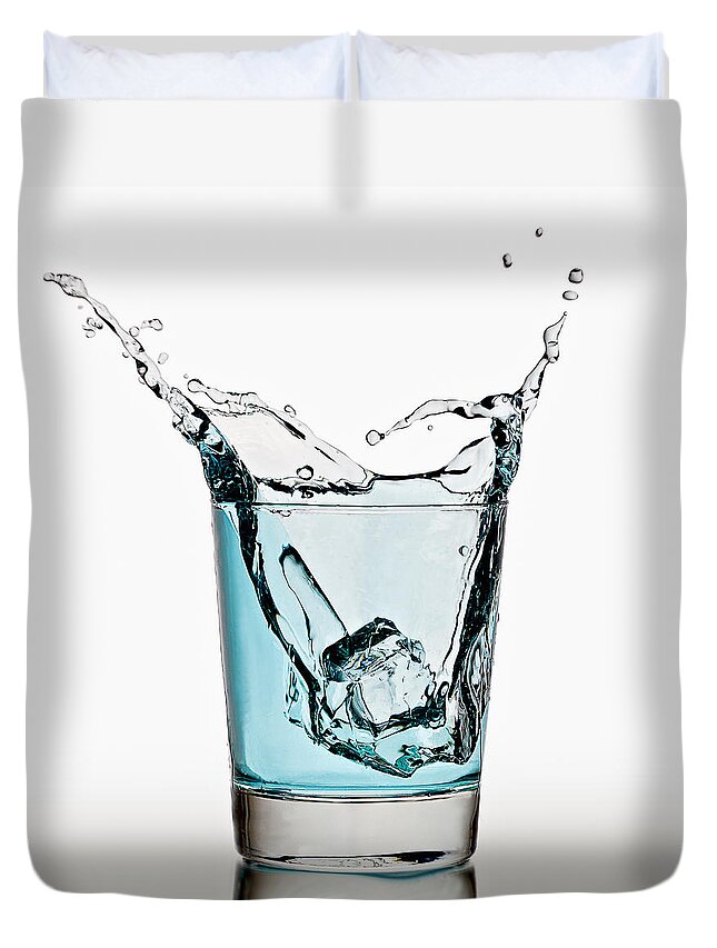 Beverage Duvet Cover featuring the photograph Splash by Gert Lavsen