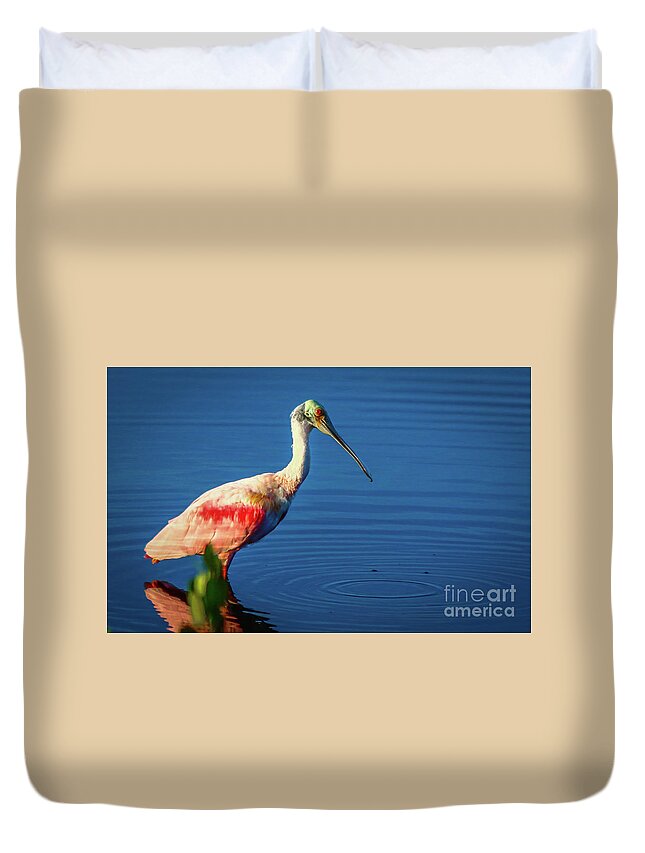 Spoonbill Duvet Cover featuring the photograph Spoonbill Dribble by Tom Claud
