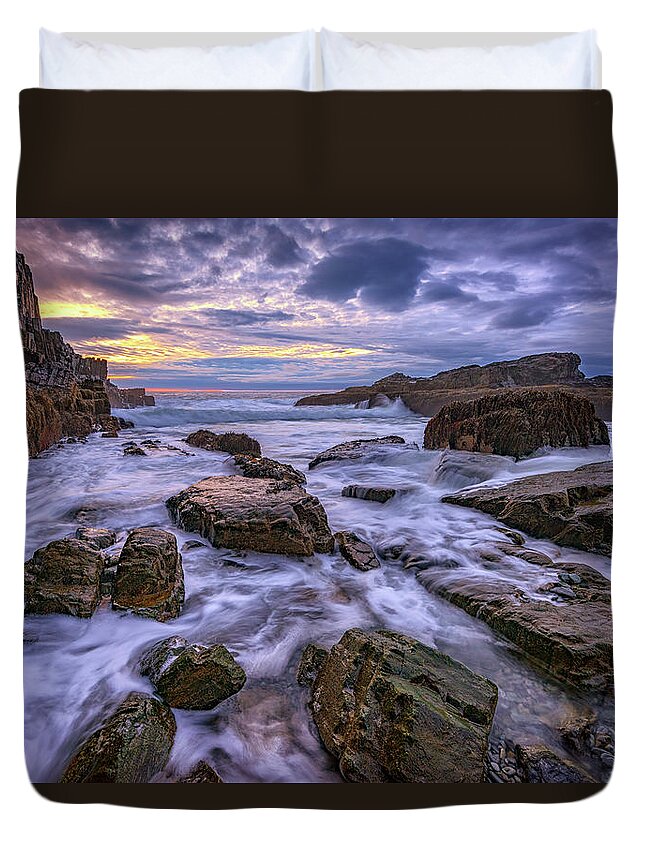 Sunrise Duvet Cover featuring the photograph Spring Morn at Bald Head Cliff by Rick Berk
