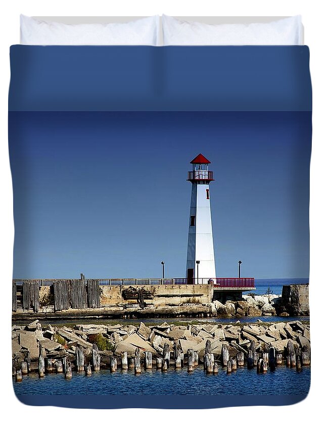 Saint Ignace Michigan Duvet Cover featuring the photograph St. Ignace Lighthouse by Pat Cook