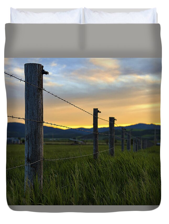 Star Valley Duvet Cover featuring the photograph Star Valley by Chad Dutson