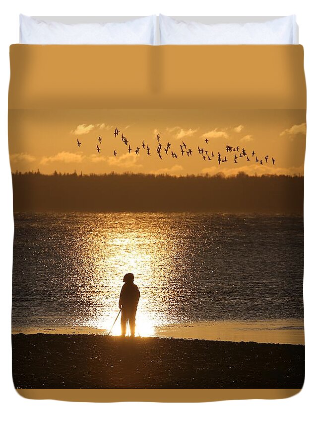 Sunrise Duvet Cover featuring the photograph Start of a New Day 1 by John Meader