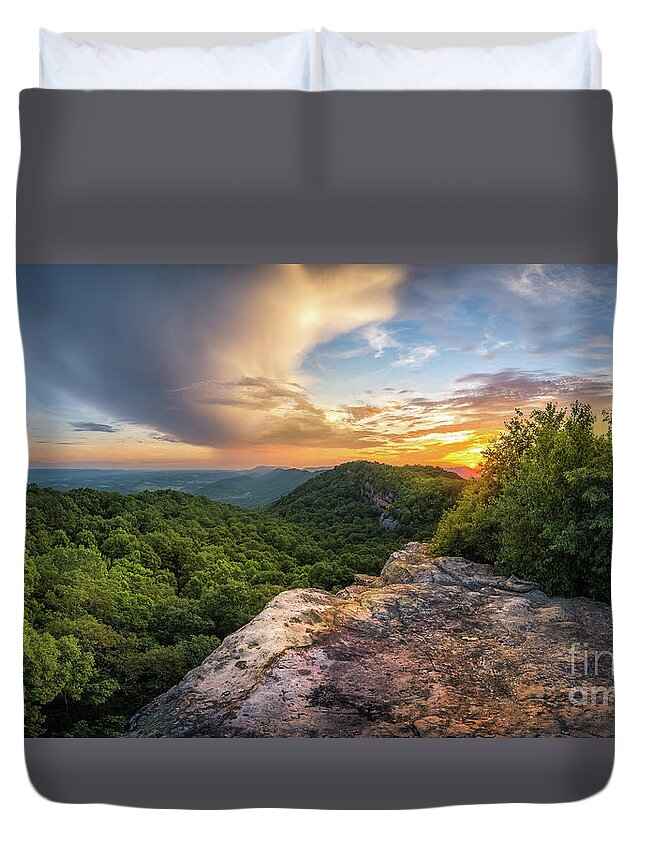 Kentucky Duvet Cover featuring the photograph State Line by Anthony Heflin