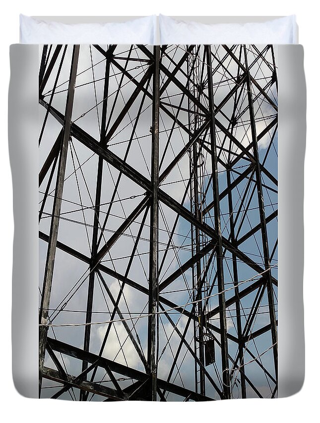 Tampa Structure Mighty Sight Studio Duvet Cover featuring the digital art Steal Mountain by Steve Sperry