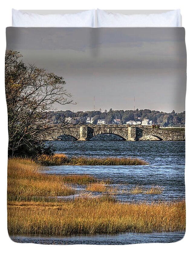 Usa Duvet Cover featuring the photograph Stone bridge at Mills Gut Colt State Park by Tom Prendergast