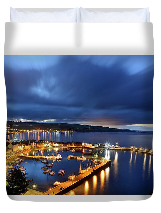 Stonehaven Duvet Cover featuring the photograph Stonehaven Harbour at Night by Veli Bariskan