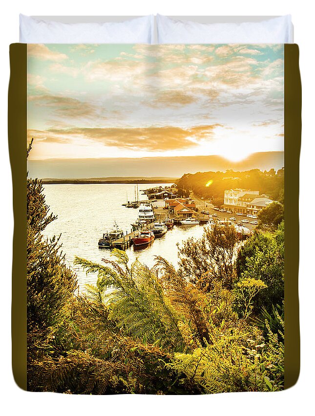 Strahan Duvet Cover featuring the photograph Strahan Sunset by Jorgo Photography