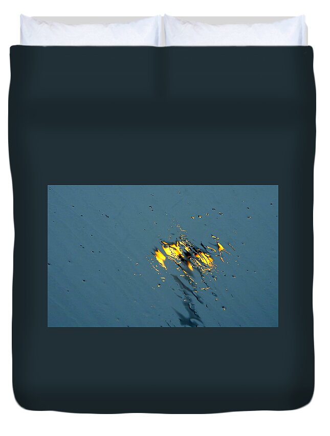 Wet Snow Duvet Cover featuring the photograph Street Lights by Betty-Anne McDonald