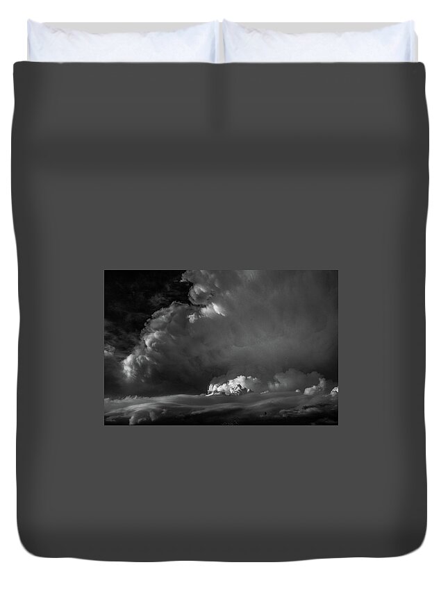 Nebraskasc Duvet Cover featuring the photograph Strong Nebraska Thunderstorms 018 by NebraskaSC