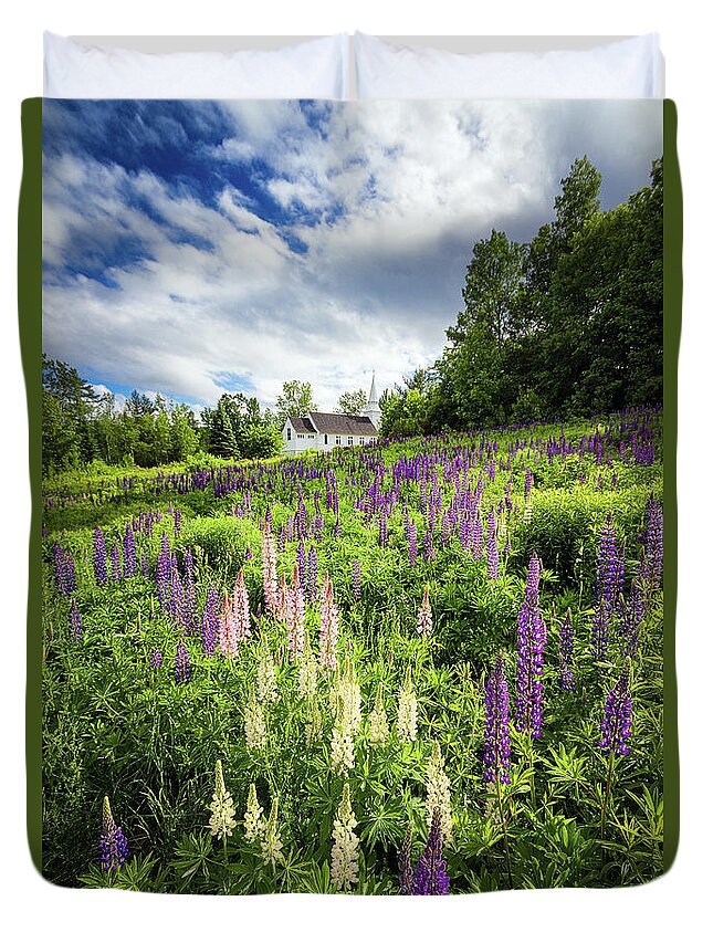 Franconia Notch Duvet Cover featuring the photograph Sugar Hill by Robert Clifford