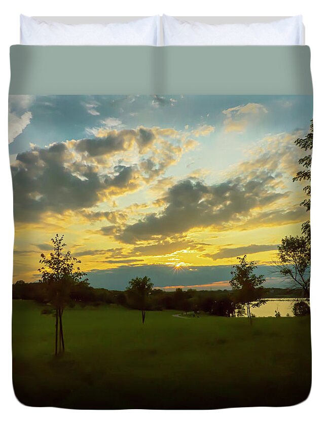 2d Duvet Cover featuring the photograph Summer Sunset by Brian Wallace