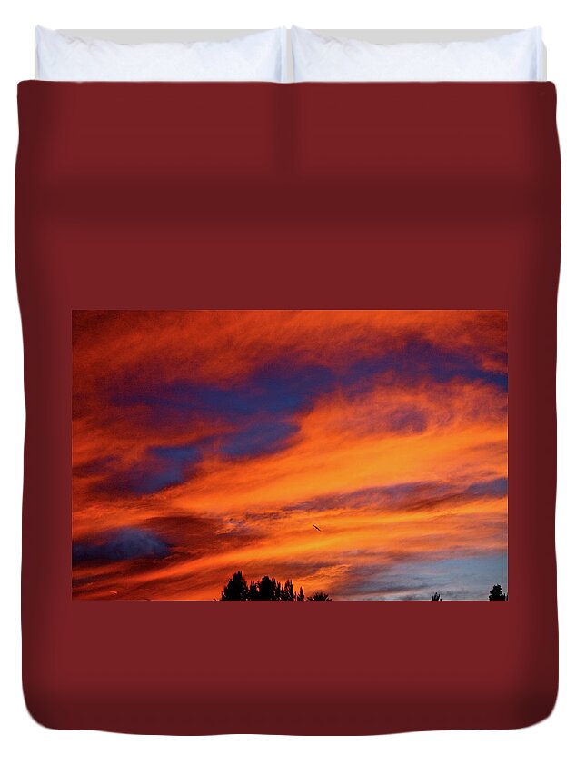 Sun Duvet Cover featuring the photograph Sunday Sunrise by Diana Hatcher
