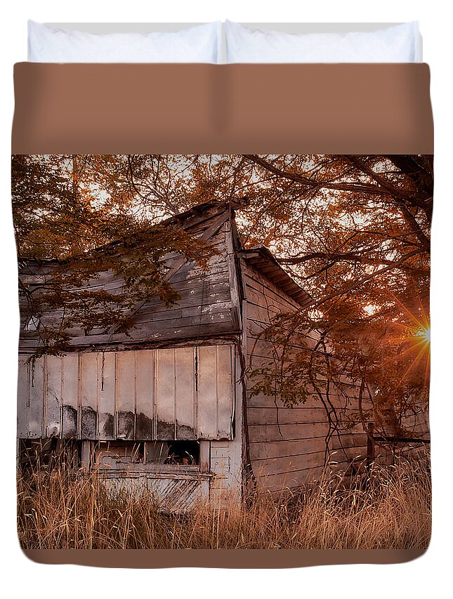 Old Building Duvet Cover featuring the photograph Sundown by Loni Collins