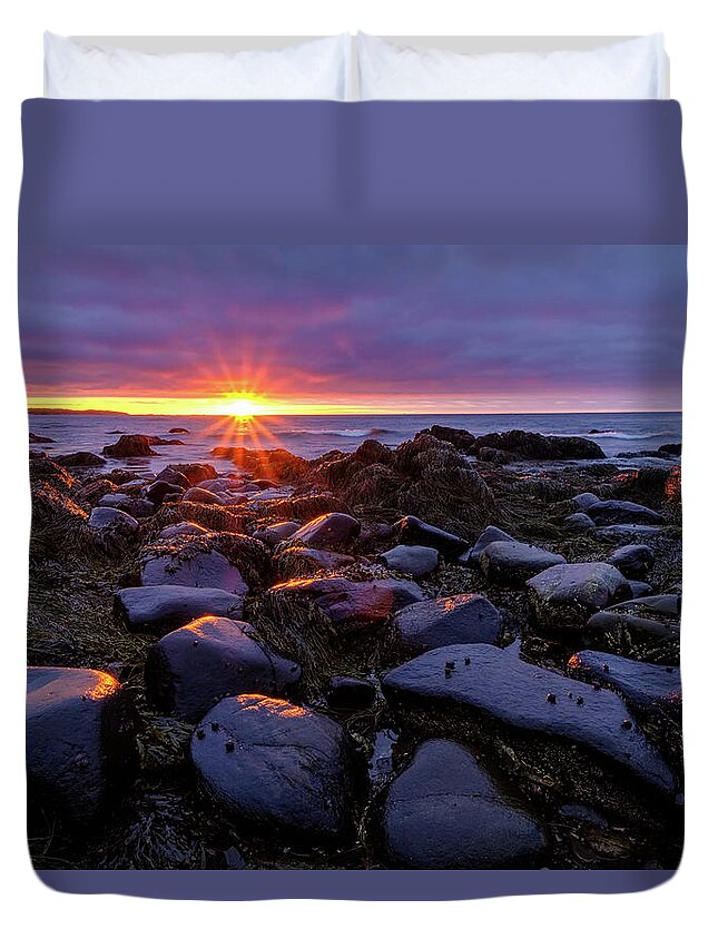 Ocean Duvet Cover featuring the photograph Sunrise Fire On The New Hampshire Coast. by Jeff Sinon