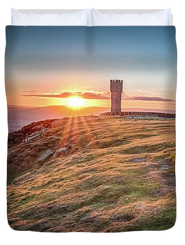 Cowling Duvet Cover featuring the photograph Sunrise in Cowling on last day of April by Mariusz Talarek