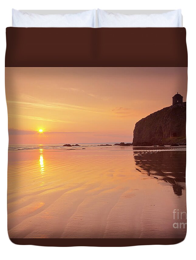 Downhill Beach Duvet Cover featuring the photograph Sunrise over Downhill Beach on the Causeway Coast, Northern Irel by Sara Winter