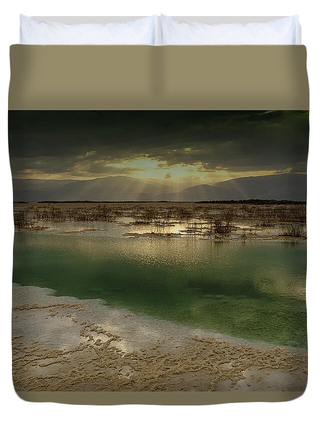 Lake Duvet Cover featuring the photograph Sunrise by Uri Baruch