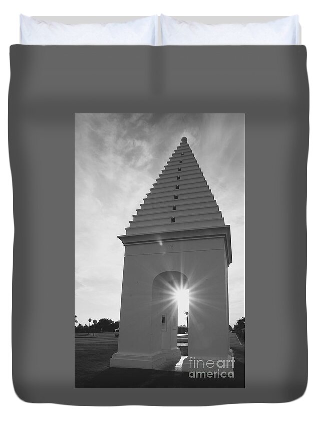 Butteries Duvet Cover featuring the photograph Sunset at Alys Beach by Megan Cohen