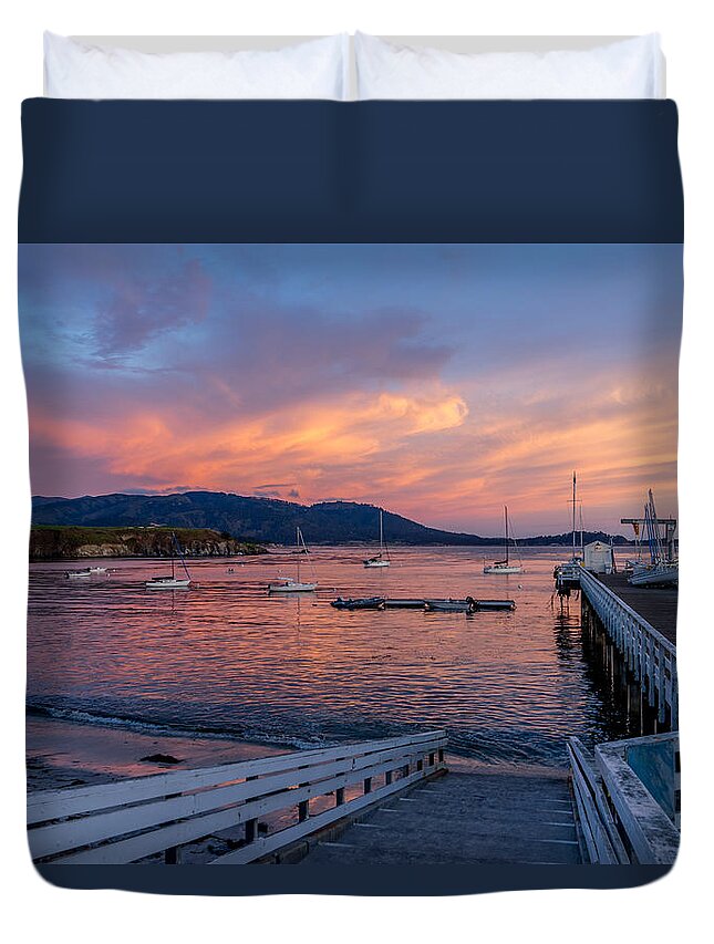 Sunrise Duvet Cover featuring the photograph Sunset At Stillwater Cove by Derek Dean
