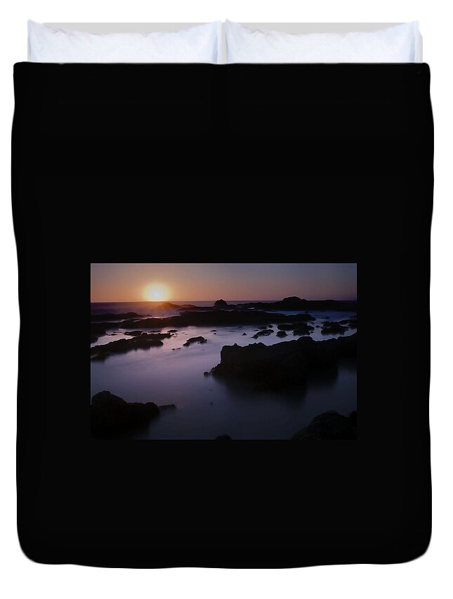Pacific Duvet Cover featuring the photograph Sunset Bean Hollow State Beach California by Lawrence Knutsson