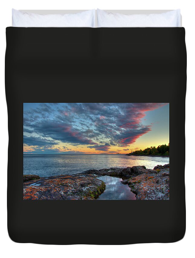 Minnesota Duvet Cover featuring the photograph Sunset on Lake Superior by Steve Stuller