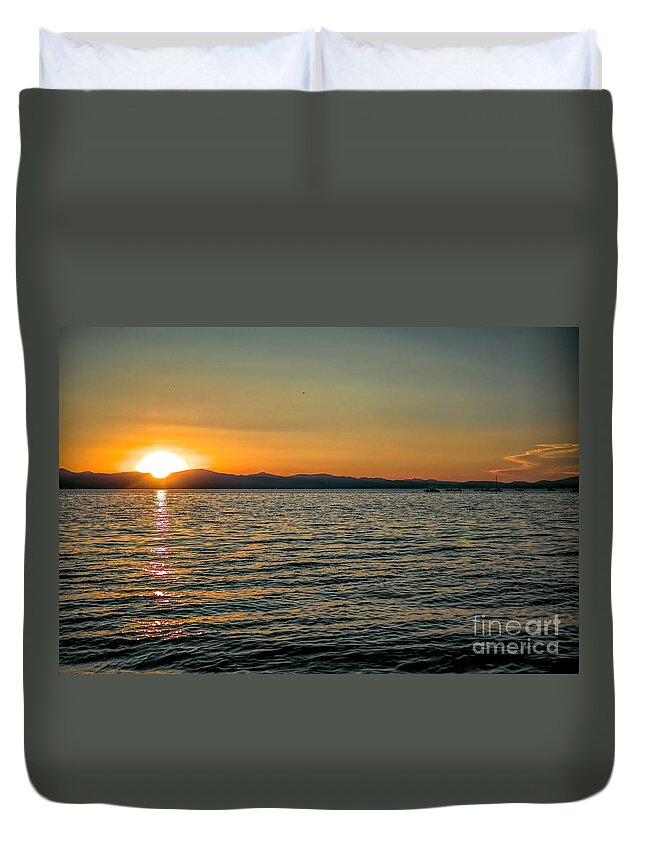 Sunset Duvet Cover featuring the photograph Sunset on Left by Joe Lach
