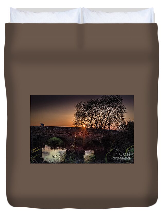 Autumn Sunset Duvet Cover featuring the photograph Sunset on the Bridge, Newenden by Perry Rodriguez