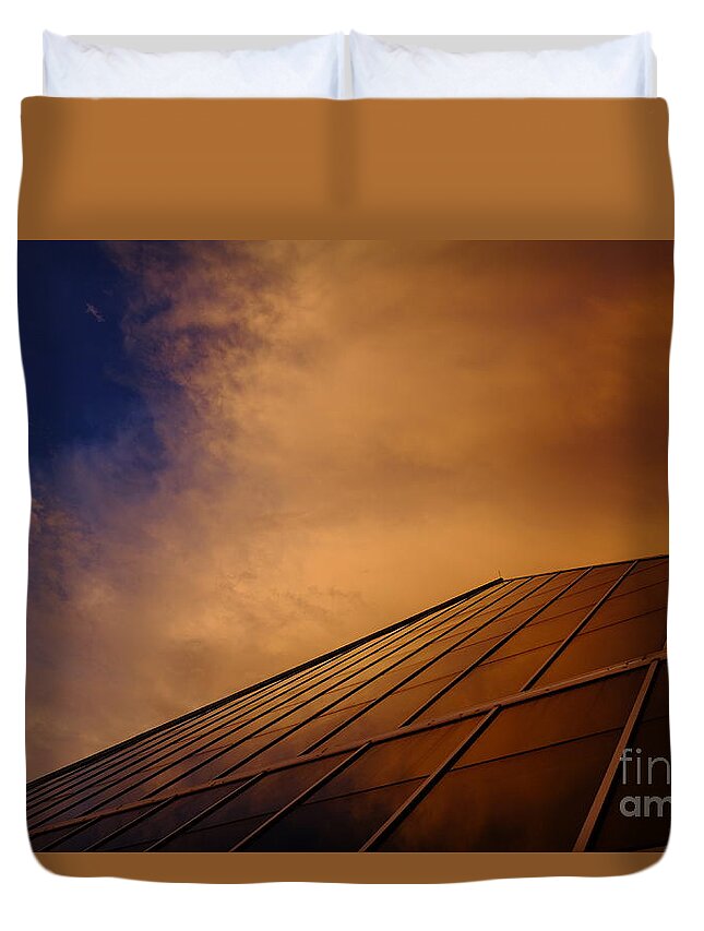 Memphis Duvet Cover featuring the photograph Sunset over Bass Pro Shop in Memphis Tennessee by T Lowry Wilson