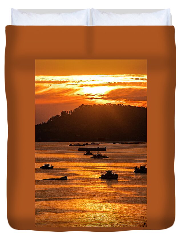 Sunset Duvet Cover featuring the photograph Sunset over the Harbour by Julian Regan