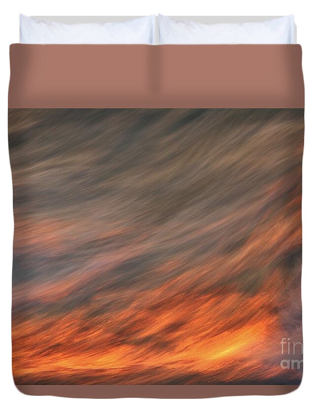 ​eos 7​7​d; Wny Duvet Cover featuring the photograph Sunset Waters of the Niagara by Tony Lee