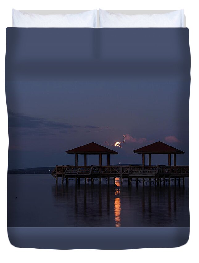 Super Moon Duvet Cover featuring the photograph Super Moon over Lake Dardanelle by Eilish Palmer
