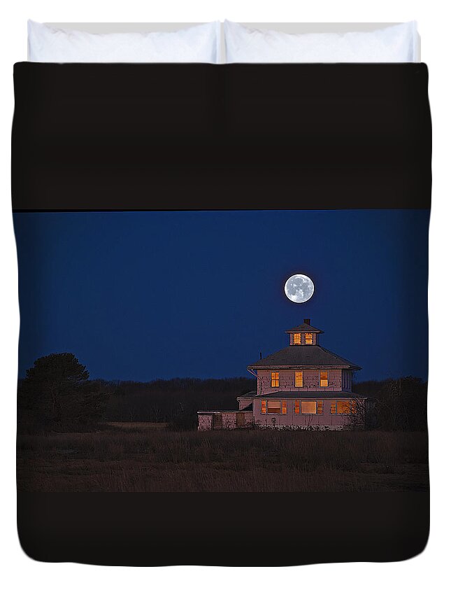 Plum Island Duvet Cover featuring the photograph Super Moonset at Sunrise March 2011 by Rick Mosher