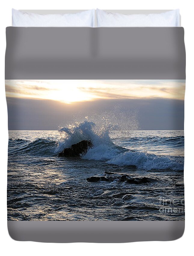 Lake Superior Duvet Cover featuring the photograph Superior Wave at Dawn by Sandra Updyke