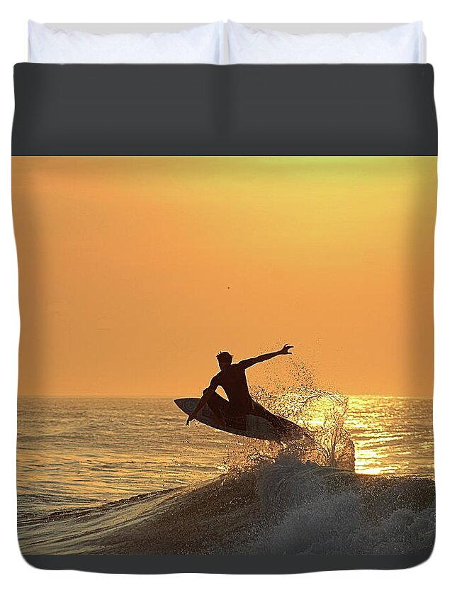 Surf Duvet Cover featuring the photograph Surfing To The Sky by Robert Banach