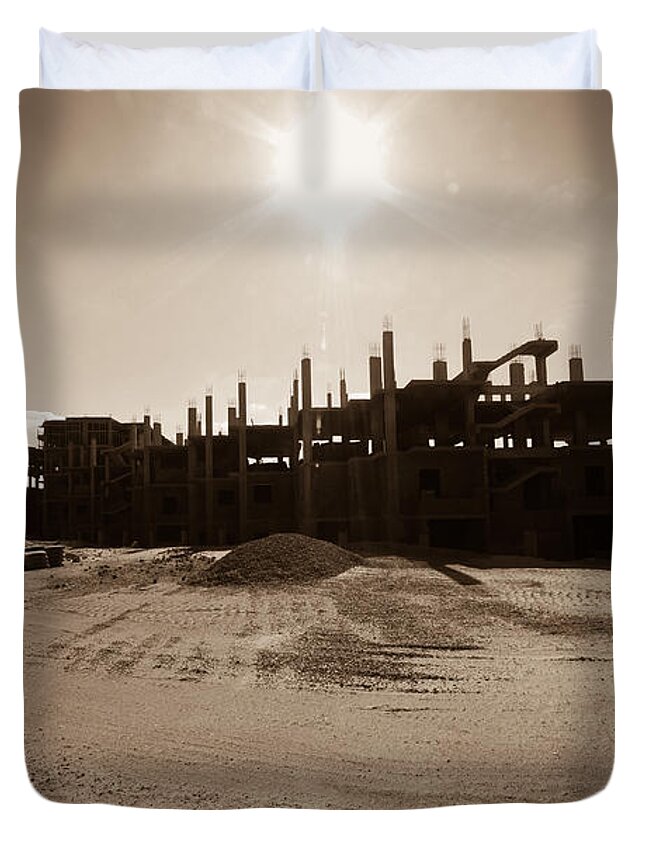 Hurghada Duvet Cover featuring the photograph T R lone by Jez C Self