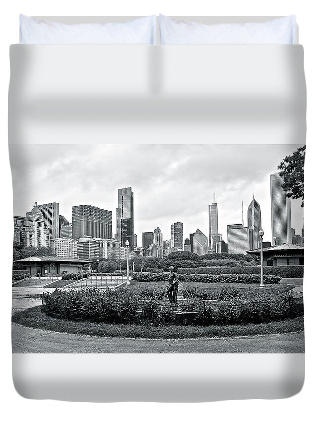 Chicago Duvet Cover featuring the photograph Taken from Buckingham by Frozen in Time Fine Art Photography
