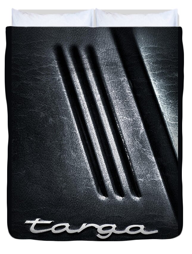 Porsche Duvet Cover featuring the photograph Targa Gills by Scott Wyatt