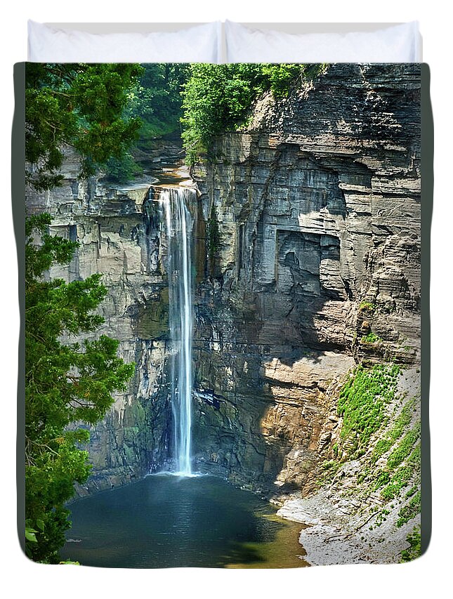 Taughannock Falls Duvet Cover featuring the photograph Taughannock Falls by Christina Rollo