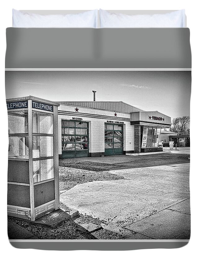 Gas Duvet Cover featuring the photograph Texaco by Ron Weathers