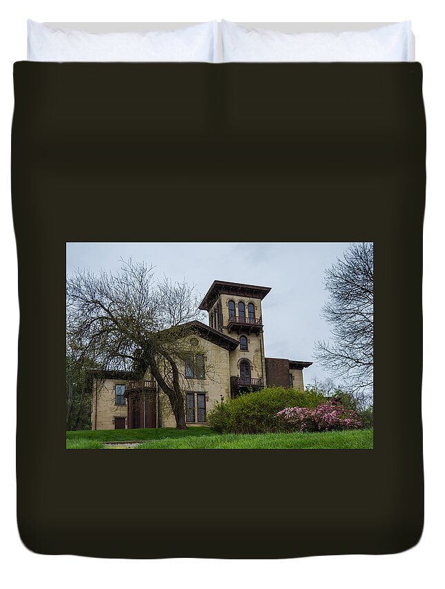 Anchorage Duvet Cover featuring the photograph The Anchorage - Putnam Villa by Holden The Moment