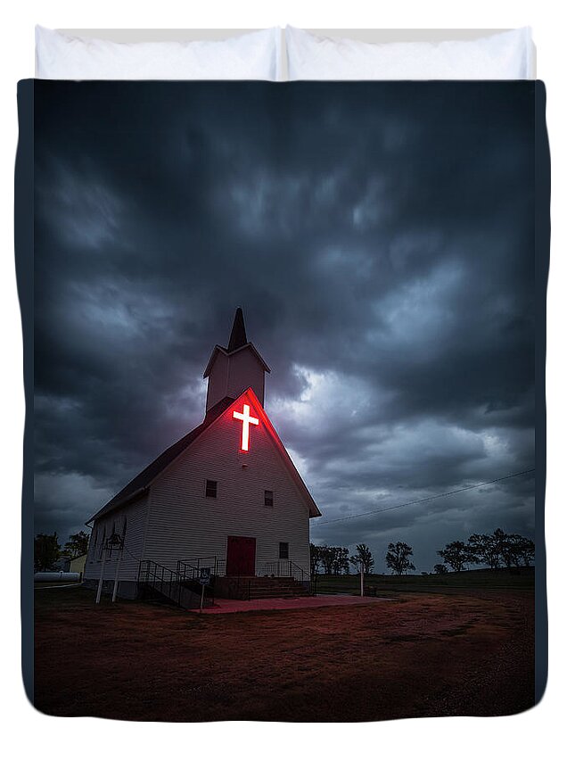 Bonilla Duvet Cover featuring the photograph The Calling by Aaron J Groen