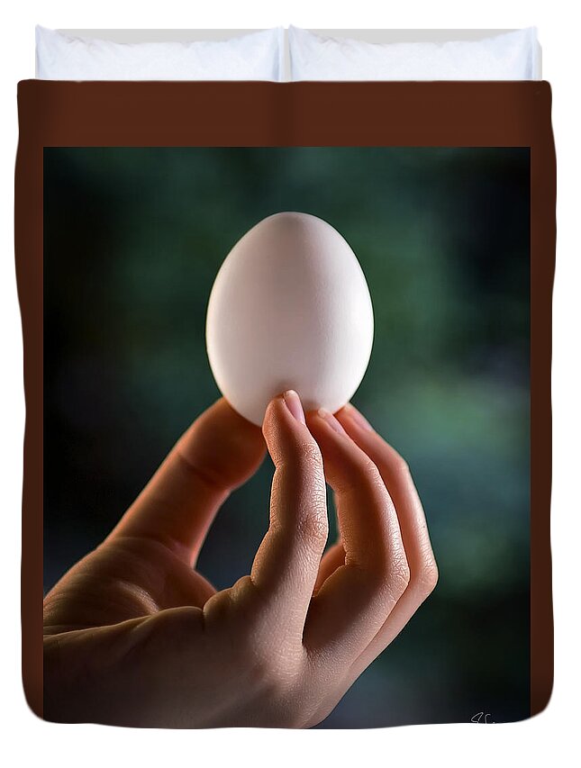 Endre Duvet Cover featuring the photograph The Egg by Endre Balogh