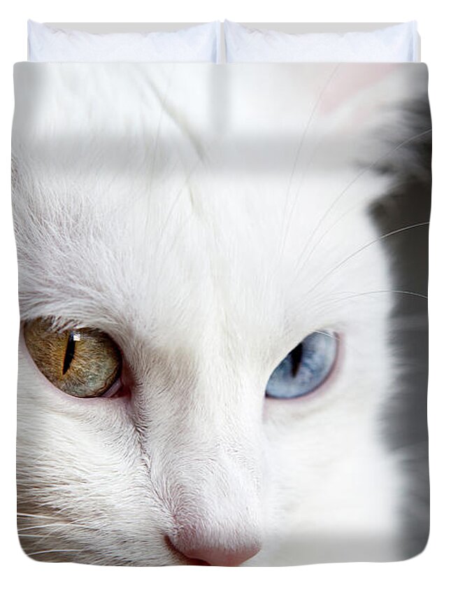 Jorgemaiaphotographer Duvet Cover featuring the photograph The eyes by Jorge Maia