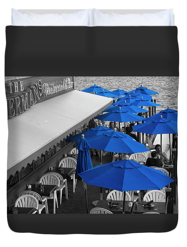 Restaurant Duvet Cover featuring the photograph The Fishermans Seattle by Cathy Anderson