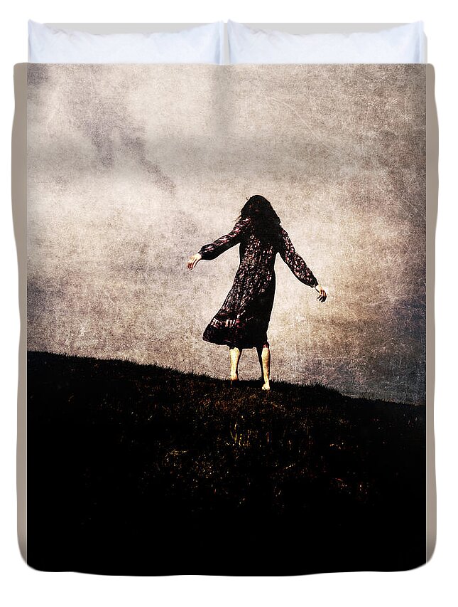 Woman Duvet Cover featuring the photograph The hill by Clayton Bastiani